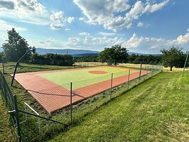 Sportoviště v Hostovicích