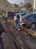 číštění chodníků na Spartakiádní ulici